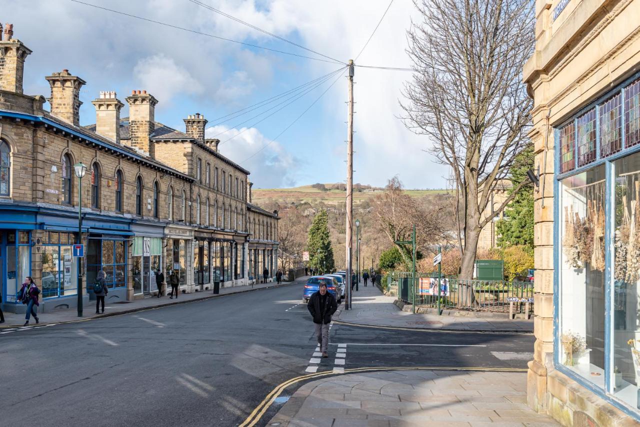 Riverside Balcony Apartment With Parking Just Minutes To Saltaire ชิปลีย์ ภายนอก รูปภาพ