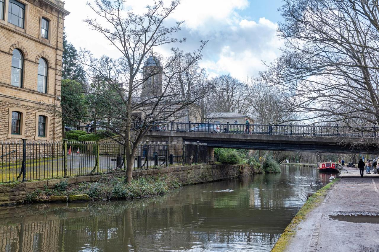 Riverside Balcony Apartment With Parking Just Minutes To Saltaire ชิปลีย์ ภายนอก รูปภาพ