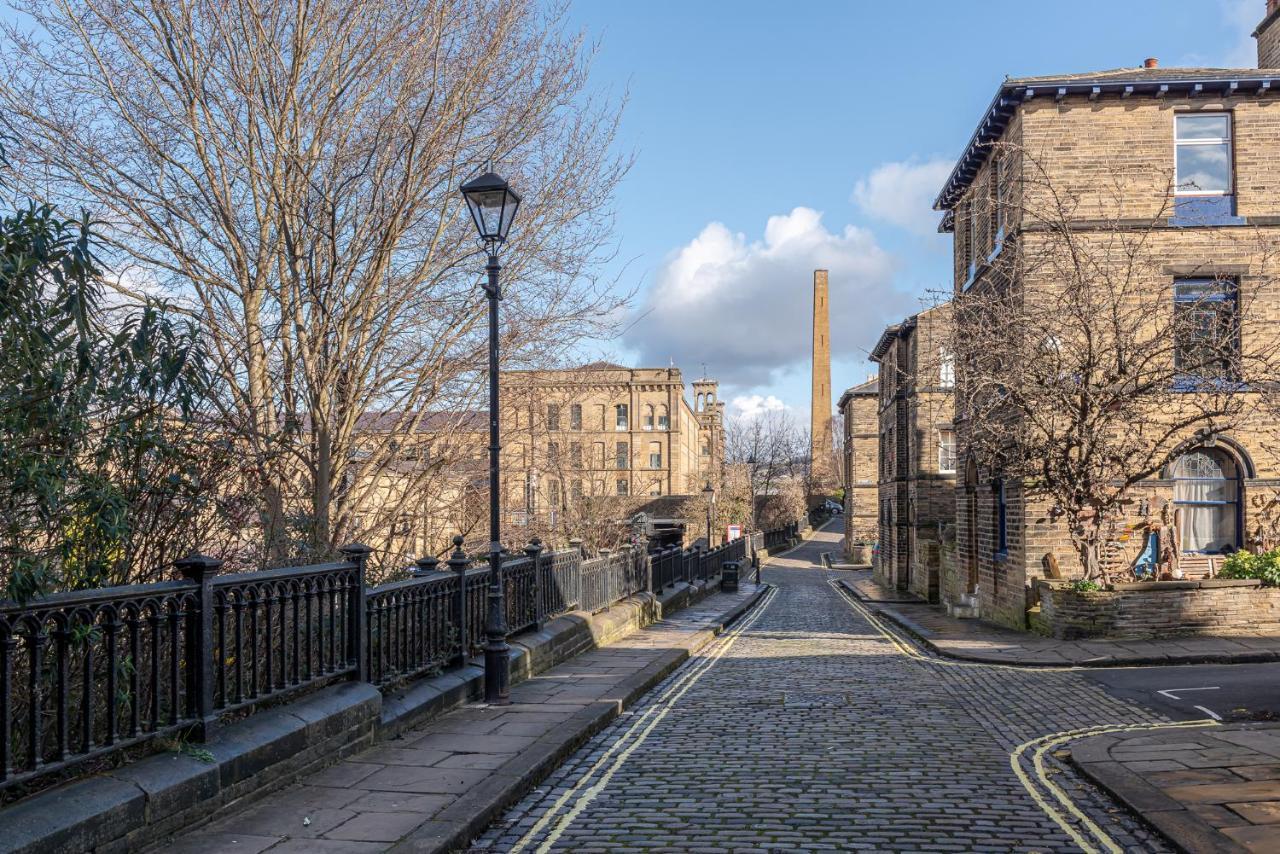 Riverside Balcony Apartment With Parking Just Minutes To Saltaire ชิปลีย์ ภายนอก รูปภาพ